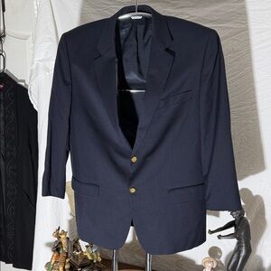 Classic Men's Dark Blazer/Gold Buttons EXCELLENT CONDITION ABSOLUTELY NO FLAWS
